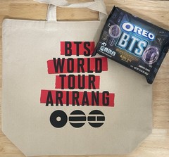 Oreo BTS Limited Edition Brown Sugar Pancake Creme Cookies 10.68 oz FREE TOTE