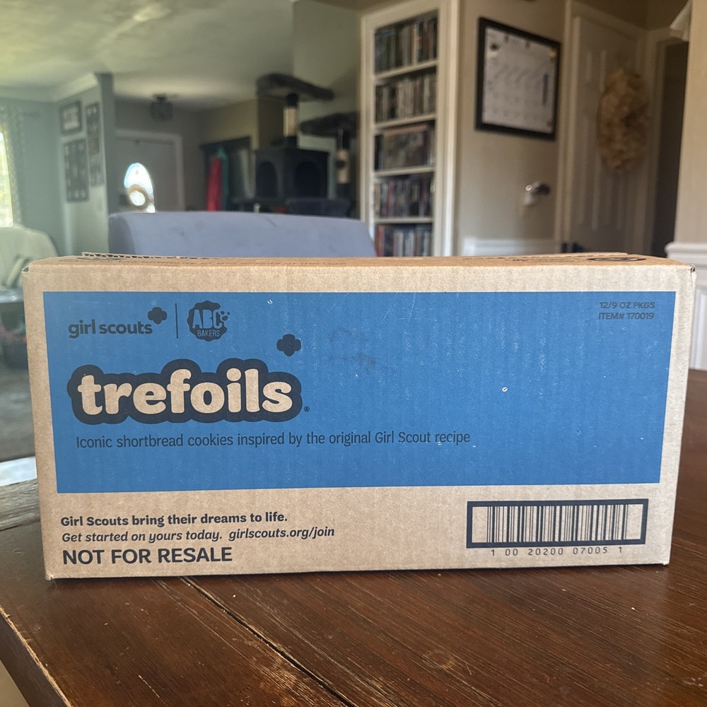 Girl Scout Cookies – TREFOIL – 1 Case – 12 Pkgs ABC Bakers 2027 – Sealed