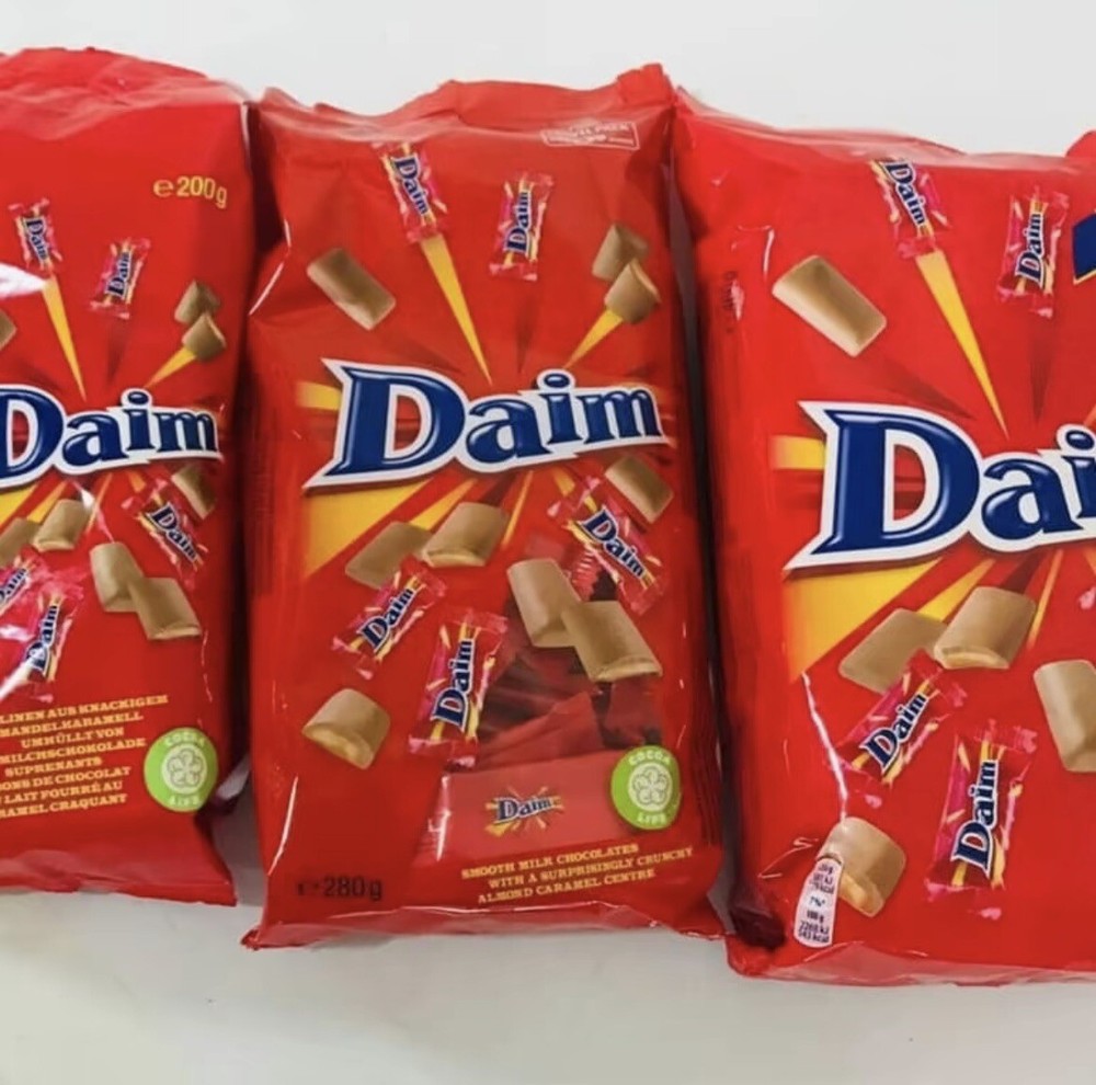 x3pack DAIM Chocolate Bites Dragee with Crunchy Almond Caramel Filling Bag 280g