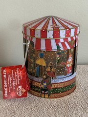 Wicklein Turning Music Box w/ Assorted Lebkuchen Gingerbreads German Tin NEW!