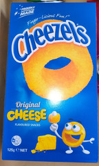 Aussie Snack Box Australia Milo – Vegemite Cheezels Shapes Lollies Jelly