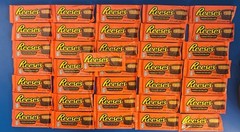 (36) Reese’s Peanut Butter Cups 2 Pack 1.5oz Candy Bars Bulk Lot BB: 10/2026
