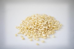 Delicious Old-Fashioned Baby White Popcorn Kernels – 6 lb Bag, Low-Calorie Snack