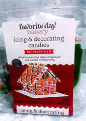 Target-Favorite Day Bakery Icing/Decorating Candies Decorating Kit *NEW*