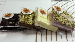 Dubai Chocolate Set – 4 Bars Pistachio Baklava Filled (Milk, Dark, White, Ruby).