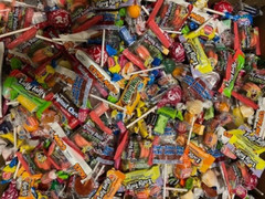 2 POUNDS BULK Party/Halloween/Pinata/Bag Fillers – Assorted Mix Party Candy