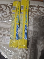 2 Butterfinger Crispety Crunchety Peanut Buttery 7.80z 221g