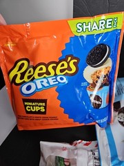 5 Bags! Hershey Kisses Cookies N Cream,Rainbow Brownie,Candy Cane & Reese’s OREO