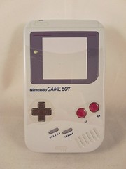 Nintendo Game Boy Grape Flavored D-Pad Candy In Tin- BRAND NEW – Rare