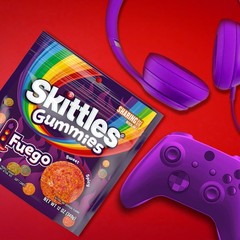 SKITTLES GUMMIES Fuego Sweet and Spicy Gummy Candy, Sharing 5.8 ounce, Multi