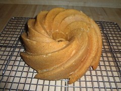 DELICIOUS HOMEMADE SPICED APPLE BUNDT CAKE (10″)