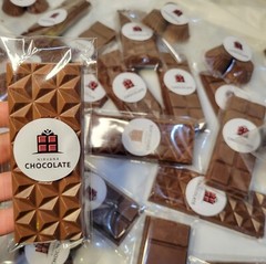 Dubai Chocolate Bars, with Pistachio Butter and Milk Chocolate