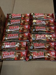 TWIX Snowmen 12 Pk Limited Edition Chocolate Caramel Share Size, BB: 08/26