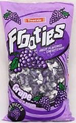 Frooties Grape Candy 360 Count Bag Tootsie Bulk Candies Taffy Fruities 2.42 LBS