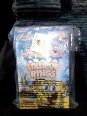 Sponge Bob Squarepants lollipop rings. 18 count 3 flavors ( Buy 2 for 1 Price )