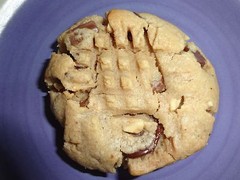 SOFT HOMEMADE DOUBLE PEANUT BUTTER CHOCOLATE CHIP COOKIES W/CRUNCH (30 COOKIES)