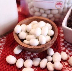 Kauffman Orchards Yogurt Covered Raisins in Bulk