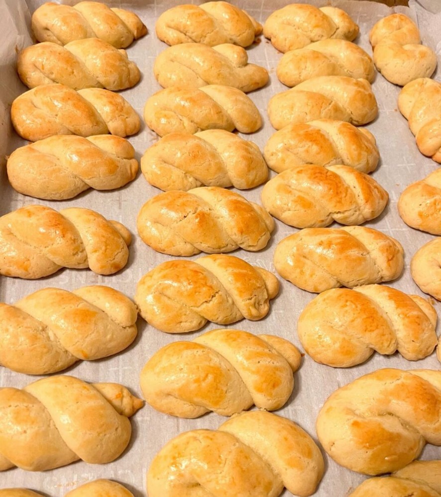 koulourakia-Greek Easter Cookies