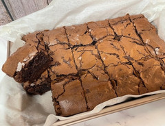 🍫Fresh Baked Homemade Brownies Rich Chocolate Fudge Soft & Gooey 18 Ct🍫