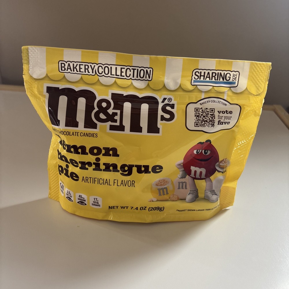 LEMON MERINGUE PIE M&M’s Bakery Collection LIMITED EDITION Share Size 7.4 OZ