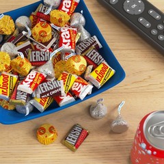 Bulk 30 oz Assorted Chocolate Candy Mix – Perfect for Valentine’s & Celebrations