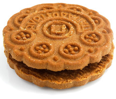 Papadopoulos Greek Sandwich Cookies with Cocoa Filling, 2 Pack. Authentic Europe
