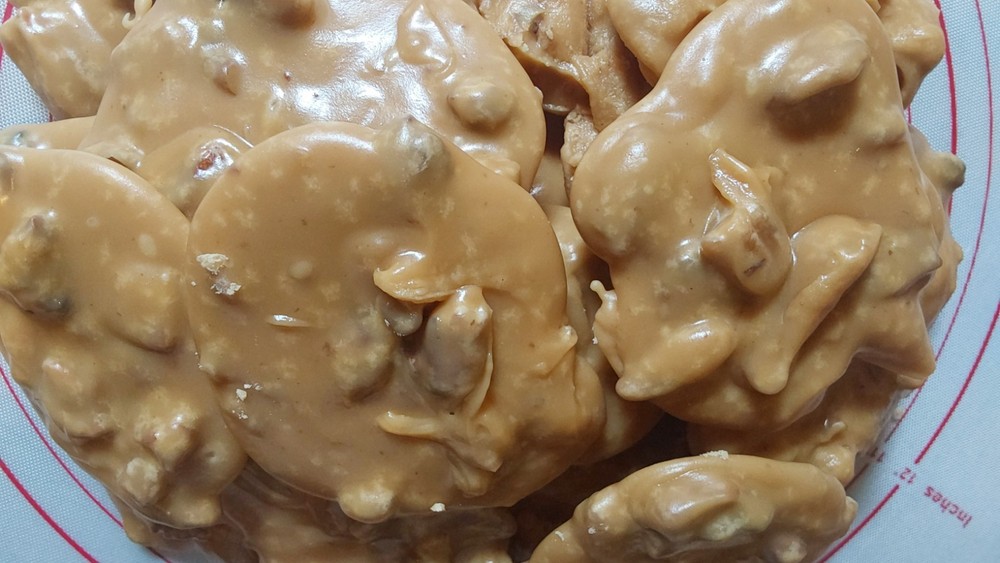 DEE ANN’S PRALINES NEW ORLEANS STYLE With CASHEWS 2lbs