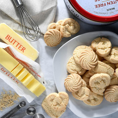 Gluten Free Sugar Butter Cookies Variety Tin 40 40 Count (Pack of 1)