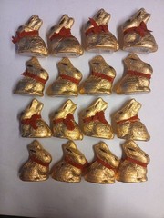 16 – Lindt GOLD BUNNY Milk Chocolate, Candy Bunny, 3.5 oz. Exp. 8/31/2026