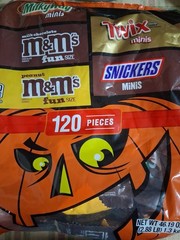 6 Lbs of Mars 120 Ct Fun Size/minis, And 10 Oz Bags Hershey Kisses
