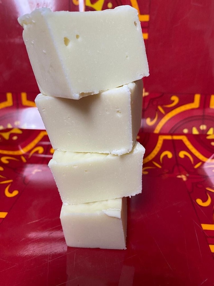 Cheesecake Fudge *nut free* 1/2 pound