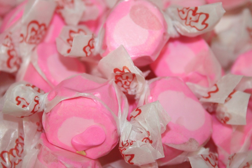 SALT WATER TAFFY STRAWBERRY, 5LBS