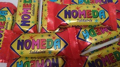 10 NOMEDA Crunchy Wafer Chocolate Bars with Peanuts & Apple Jelly 40g 1.4oz