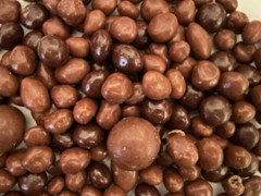 Gourmet BRIDGE MIX- Peanuts, Almonds, Raisins, Malt Balls, Caramels 1 POUND