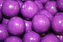 GUMBALLS GRAPE BUBBLE GUM 25mm or 1 inch (285 count), 5LBS