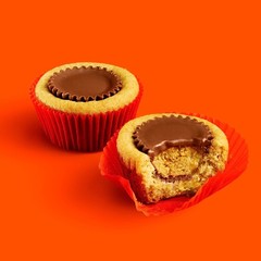 Miniatures Milk Chocolate Peanut Butter Cups, Candy Party Pack, 30 oz
