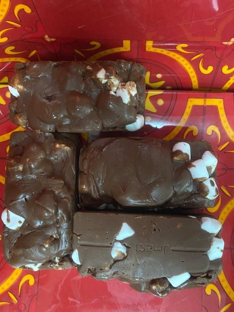 Marshmallow Fudge *nut free* 1/2 pound