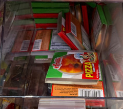 Round1 48 Pack Efrutti Gummy Pizza Candy Fruit Flavor (description)