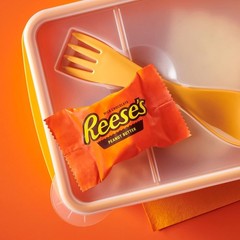 REESE’S Milk Chocolate Snack Size Peanut Butter Cups, Candy Pantry Pack, 13.75 o