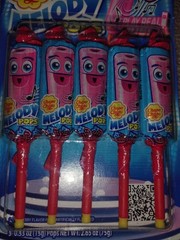 Chupa Chips Melody Pops Candy Suckers Strawberry 5 Pk. Plays Real Music! *4/2026