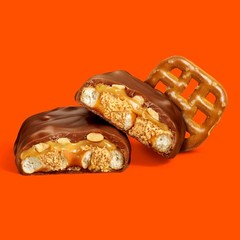 REESE’S TAKE 5 Pretzel, Peanut and Chocolate Candy Bars, 18 Count (Pack of 1)