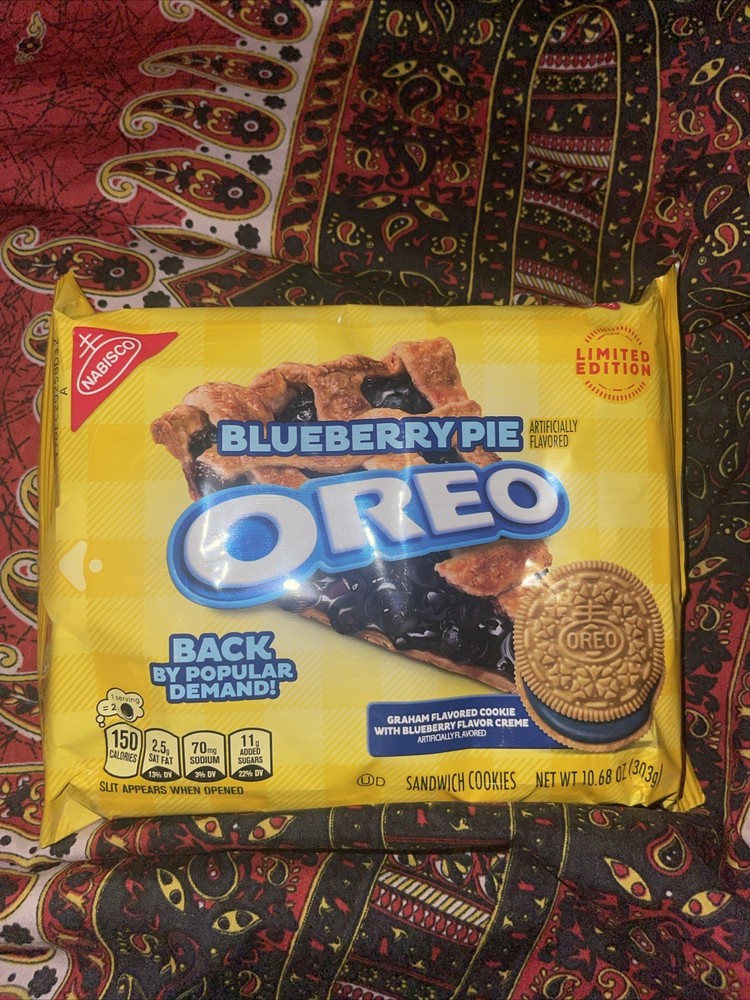 OREO Blueberry Pie Sandwich Cookies, Limited Edition, 10.68 oz