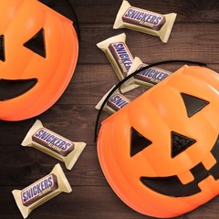 SNICKERS Almond Fun Size Chocolate Bars Individually 10.23 Ounce (Pack of 1)