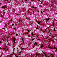 HERSHEY’S Kisses Strawberry Ice Cream Cone Crème & Cookies Candy (2 Pounds)