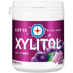 Lotte XYLITOL Gum Grape flavor Bottle type 143g 1 Bottle from Japan