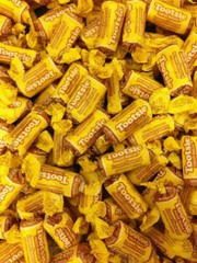 TOOTSIE ROLL Fruit Chews BULK Candy – 50 PIECES – {ALL LEMON FLAVOR}