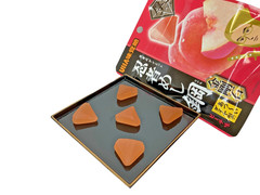 Japan Gummies UHA Mikakuto Ninja Meshi Steel Diamond Peach Flavor 45g × 10 bags