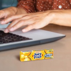 Classic Bubble Chewing Gum – 90 Count, Soft & Chewy Pieces for Sharing