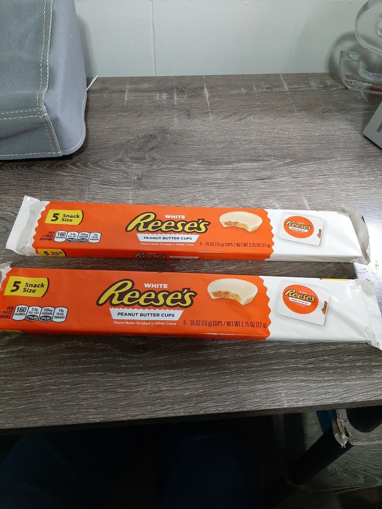 (2) White Reese’s Peanut Butter Cups, 5 Snack Size Cups Per Pack 2.75oz Packages