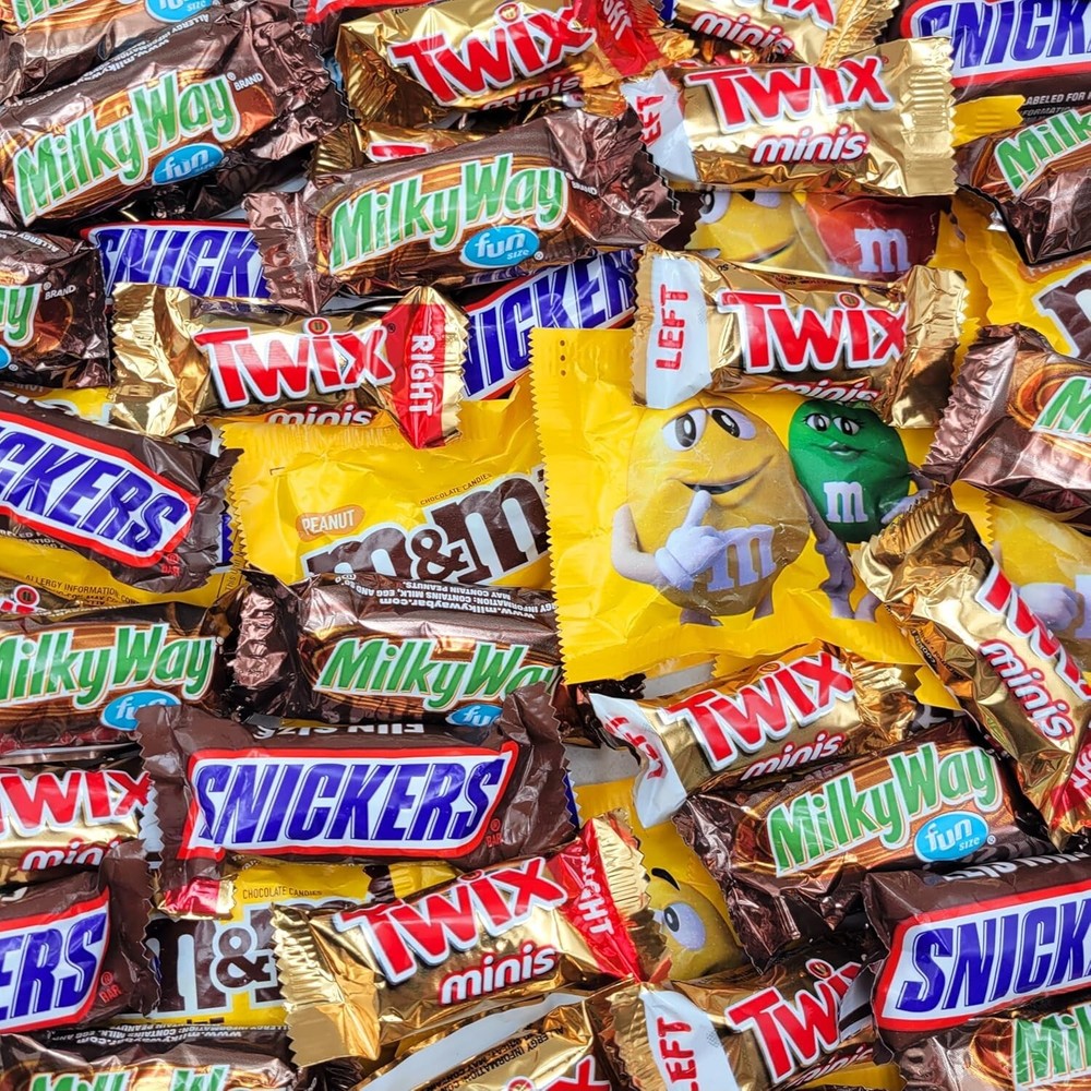 MARS Halloween Variety Pack Fun Size Chocolate Bulk & Delicious Candy (2 Pounds)